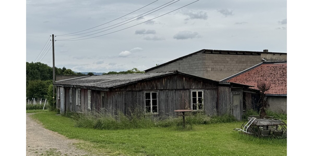 Holzbaracke 